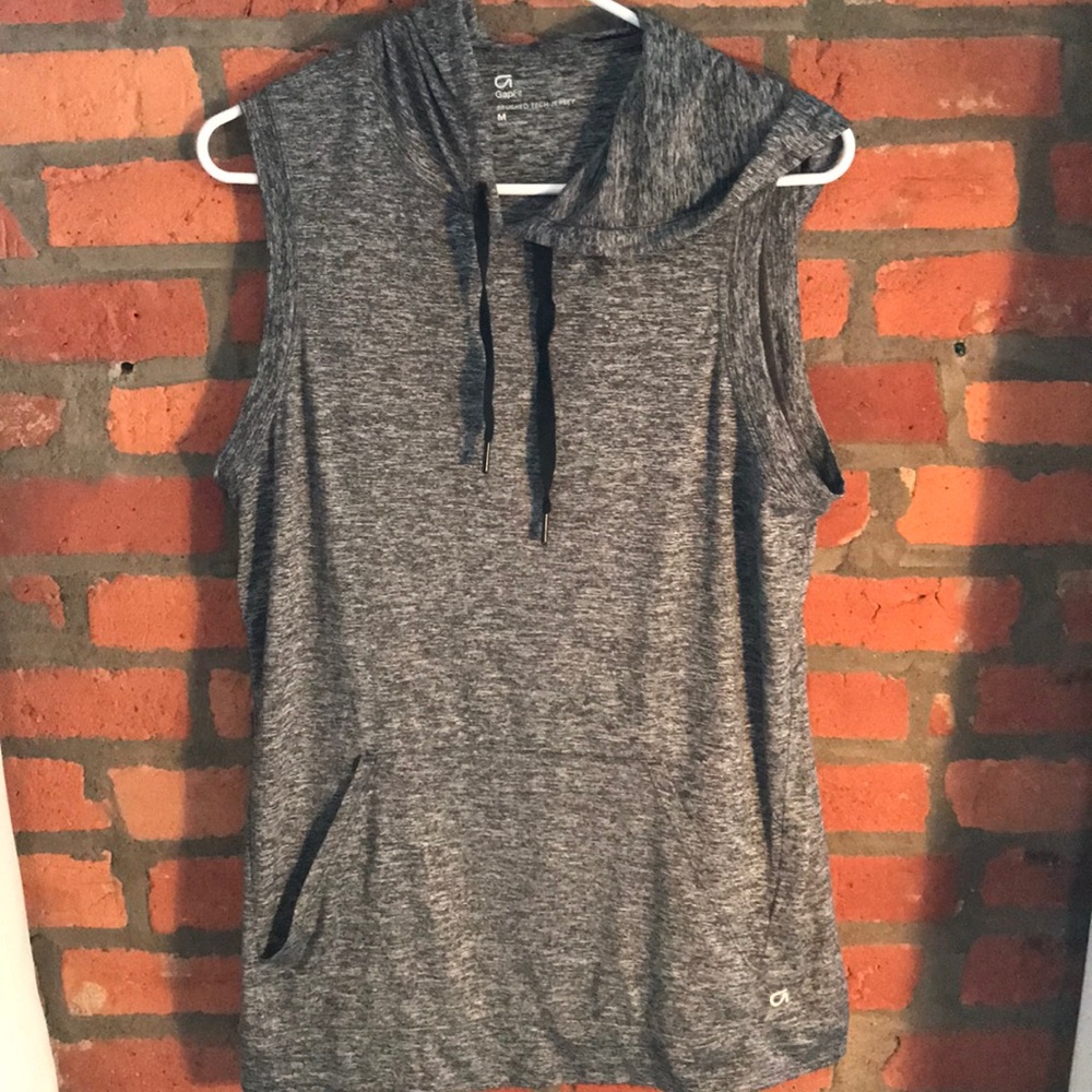 GapFit Gray Hooded Workout Tank, Medium